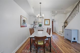 Condominium, 14702 Magnolia blvd, Sherman Oaks, CA 91403 - 14