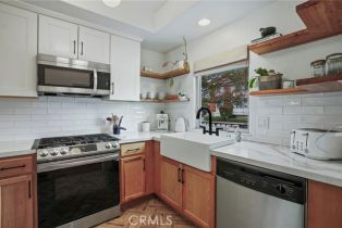 Condominium, 14702 Magnolia blvd, Sherman Oaks, CA 91403 - 16