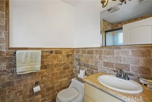 Condominium, 14702 Magnolia blvd, Sherman Oaks, CA 91403 - 30