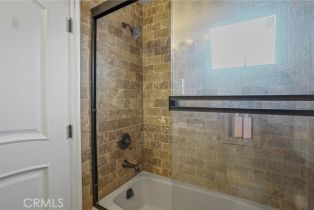 Condominium, 14702 Magnolia blvd, Sherman Oaks, CA 91403 - 31