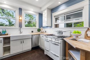 Single Family Residence, 952 Palmyra ave, Orange, CA 92866 - 12