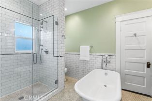 Single Family Residence, 952 Palmyra ave, Orange, CA 92866 - 16