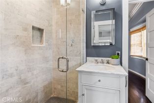 Single Family Residence, 952 Palmyra ave, Orange, CA 92866 - 19