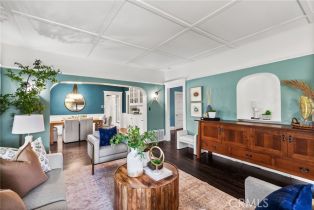 Single Family Residence, 952 Palmyra ave, Orange, CA 92866 - 5