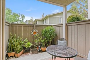 Condominium, 1111 Packers cir, Tustin, CA 92780 - 23