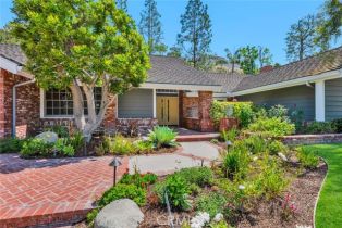 Single Family Residence, 1821 Overview cir, North Tustin, CA 92705 - 4