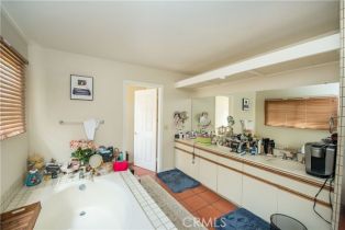 Single Family Residence, 9092 Rama st, Villa Park, CA 92861 - 26