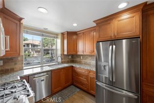 Condominium, 13410 Savanna, Tustin, CA 92782 - 10