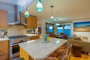 , 960 Neptune ave, Encinitas, CA 92024 - 9