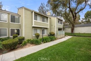 Condominium, 5814 Old Village rd, Yorba Linda, CA 92887 - 5