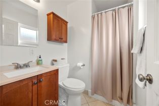 Single Family Residence, 487 Fern st, Orange, CA 92867 - 23