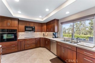 Single Family Residence, 6421 Acacia Hill dr, Yorba Linda, CA 92886 - 12