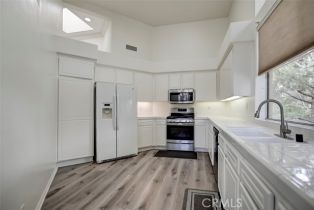 Condominium, 2643 Dietrich DR, Tustin, CA  Tustin, CA 92782
