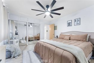 Condominium, 660 Glassell st, Orange, CA 92866 - 12