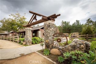 Single Family Residence, 2635 BURRIER ln, Tustin, CA 92782 - 4