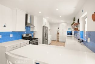 Single Family Residence, 1660 Catalina ave, Seal Beach, CA 90740 - 16