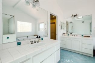 Single Family Residence, 1660 Catalina ave, Seal Beach, CA 90740 - 40