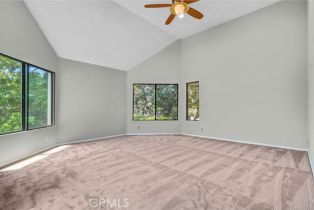 Condominium, 152 Singingwood st, Orange, CA 92869 - 2