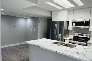 Condominium, 23401 Park Sorrento, Calabasas, CA 91302 - 8