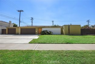 Single Family Residence, 840 Palmdale ave, Orange, CA 92865 - 2