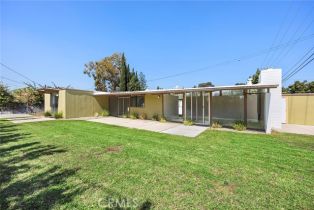 Single Family Residence, 840 Palmdale ave, Orange, CA 92865 - 4
