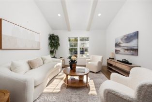 Single Family Residence, 10012 Glade ave, Chatsworth, CA 91311 - 5