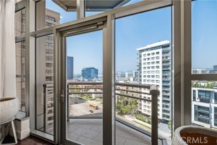 Condominium, 10776 Wilshire blvd, Westwood, CA 90024 - 5