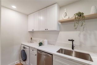 Condominium, 4822 Hollow Corner rd, Culver City, CA 90230 - 8