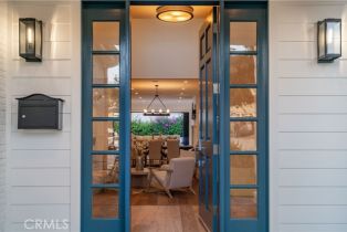 Single Family Residence, 2001 Oak ave, Manhattan Beach, CA 90266 - 2