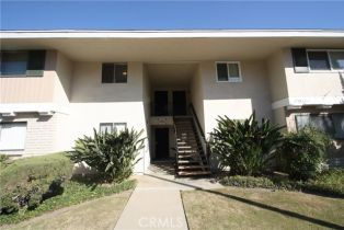 Condominium, 2014 Associated Rd, Fullerton, CA  Fullerton, CA 92831