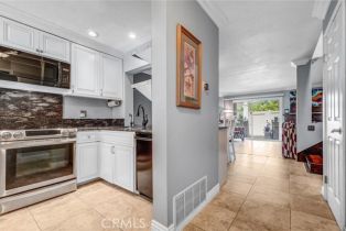 Condominium, 5927 Creekside ave, Orange, CA 92869 - 7