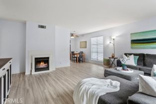 Single Family Residence, 400 S Flower st, Orange, CA 92868 - 2