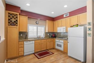 Condominium, 8383 Arrowhead way, Anaheim Hills, CA 92808 - 9