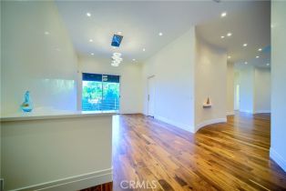 Single Family Residence, 3964 Sumac dr, Sherman Oaks, CA 91403 - 15