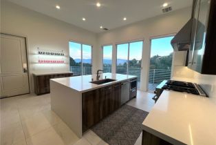 Single Family Residence, 3964 Sumac dr, Sherman Oaks, CA 91403 - 26