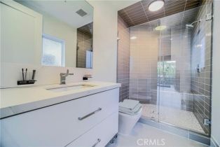 Single Family Residence, 3964 Sumac dr, Sherman Oaks, CA 91403 - 33