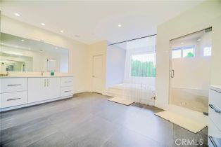 Single Family Residence, 3964 Sumac dr, Sherman Oaks, CA 91403 - 39