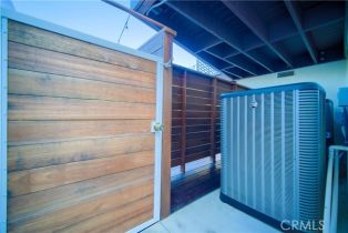 Single Family Residence, 3964 Sumac dr, Sherman Oaks, CA 91403 - 41