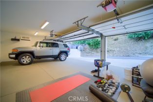 Single Family Residence, 3964 Sumac dr, Sherman Oaks, CA 91403 - 42