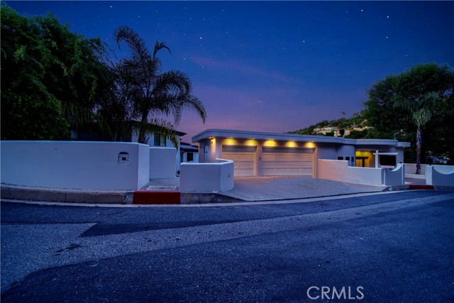 Single Family Residence, 3964 Sumac dr, Sherman Oaks, CA 91403 - 1