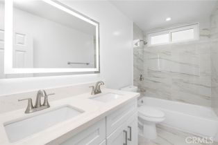 Residential Income, 217 43rd st, Manhattan Beach, CA 90266 - 8