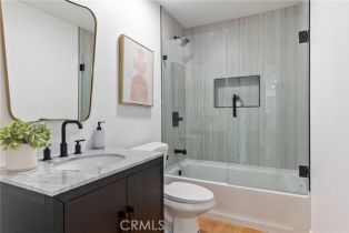 Single Family Residence, 5166 Marmol dr, Woodland Hills, CA 91364 - 35