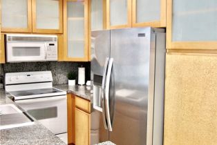 Condominium, 10747 Wilshire blvd, Westwood, CA 90024 - 10