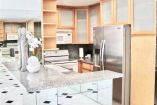 Condominium, 10747 Wilshire blvd, Westwood, CA 90024 - 4