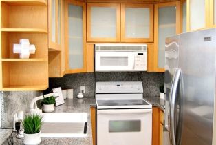 Condominium, 10747 Wilshire blvd, Westwood, CA 90024 - 8