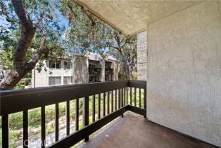 Condominium, 8210 Summertime ln, Culver City, CA 90230 - 10