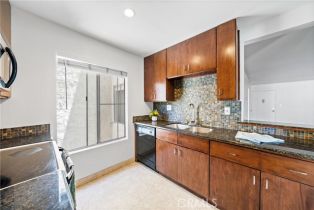 Condominium, 8210 Summertime ln, Culver City, CA 90230 - 5