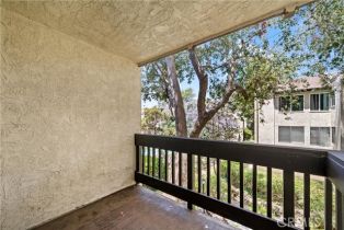 Condominium, 8210 Summertime ln, Culver City, CA 90230 - 9