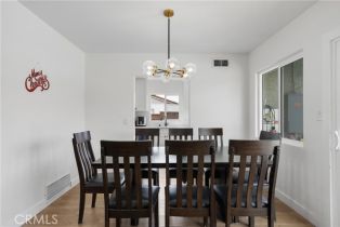 Single Family Residence, 24651 LEAFWOOD dr, Murrieta, CA 92562 - 24