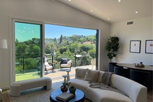 Single Family Residence, 3916 Glenridge dr, Sherman Oaks, CA 91423 - 6